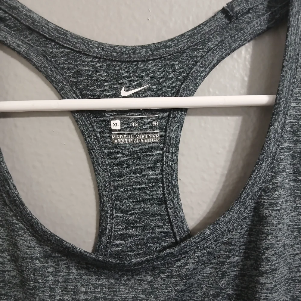 Nike‎ Women's Gray Tank Top
